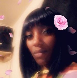 Meet your Posher, Evelyn